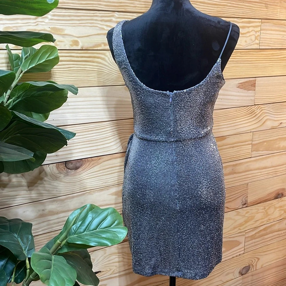 Wendye Chaitin Silver Sequin Size Medium Mini Sleeveless EUC🌟 Formal Dress - Picture 2 of 12